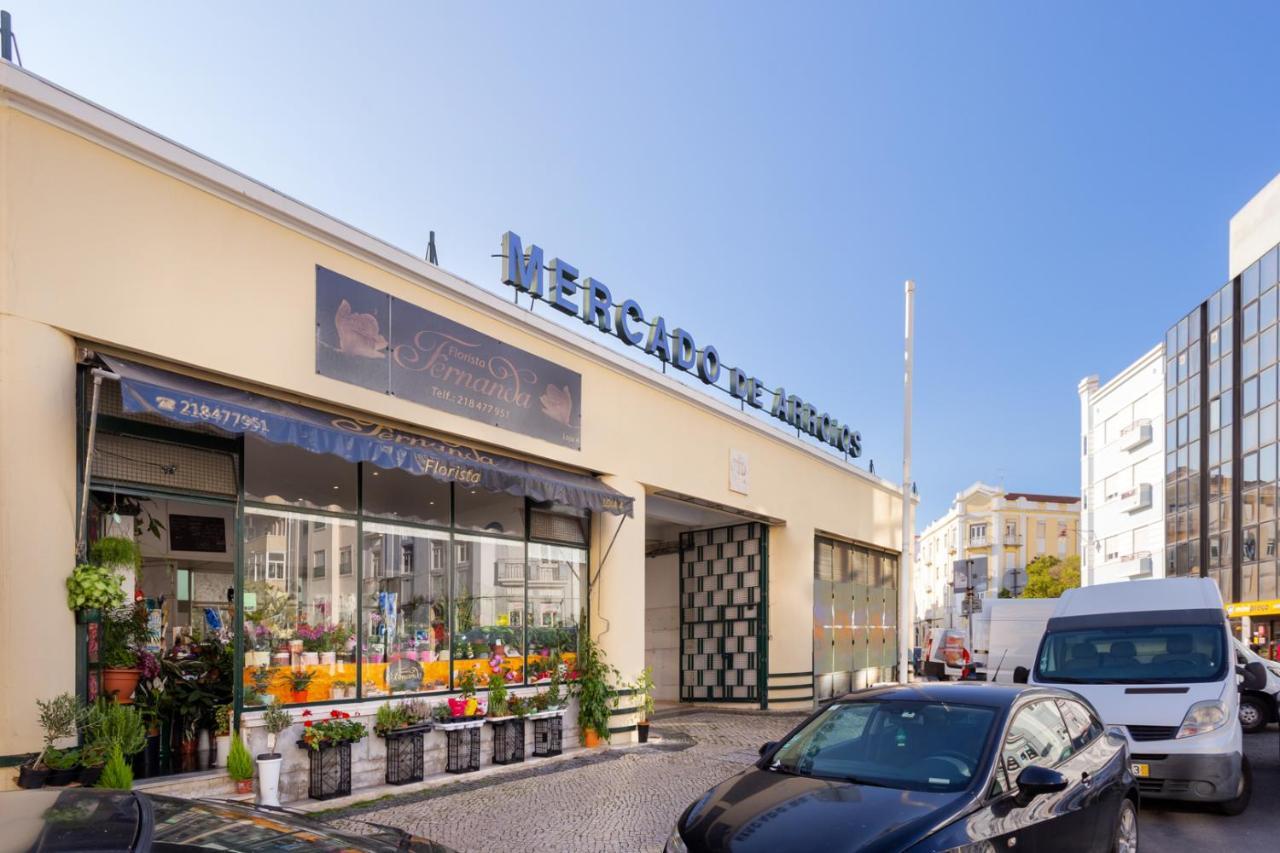 Stupendo- Two Rooms, Patio With Refreshing Pond-Center-Air Conditioning-Free Park Lisboa Exterior foto