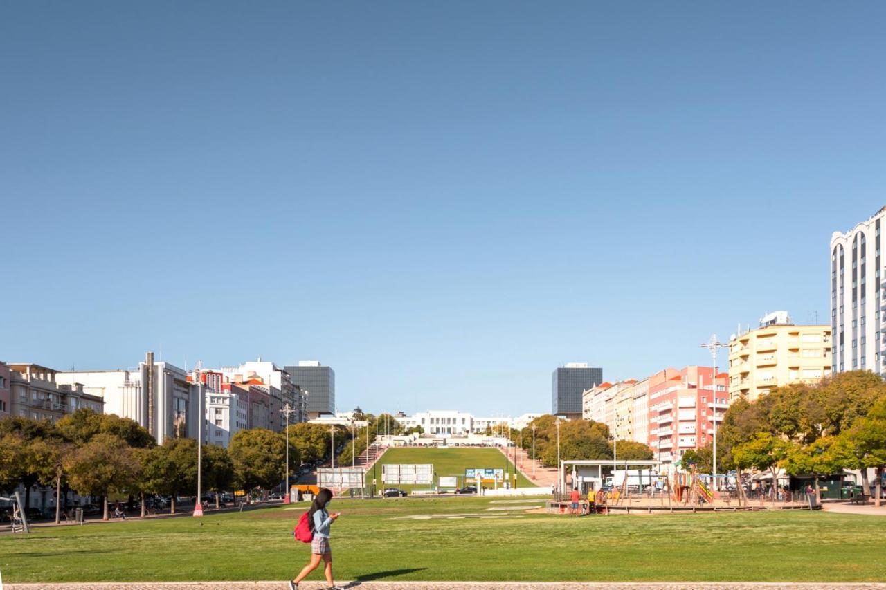 Stupendo- Two Rooms, Patio With Refreshing Pond-Center-Air Conditioning-Free Park Lisboa Exterior foto